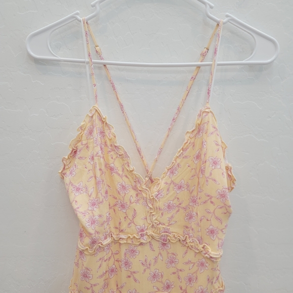 NWOT Love Tree Yellow Floral Print Fit & Flare Mini Dress Women's Size Large - Picture 4 of 13